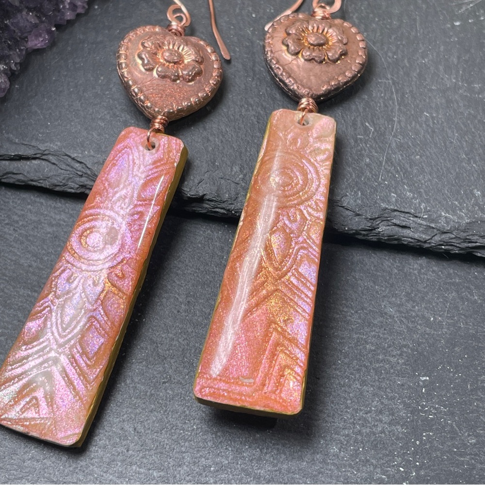 HOST PICK Hand Crafted Copper and Pink Dangle Embossed Resin Heart Earrings - Picture 6 of 16